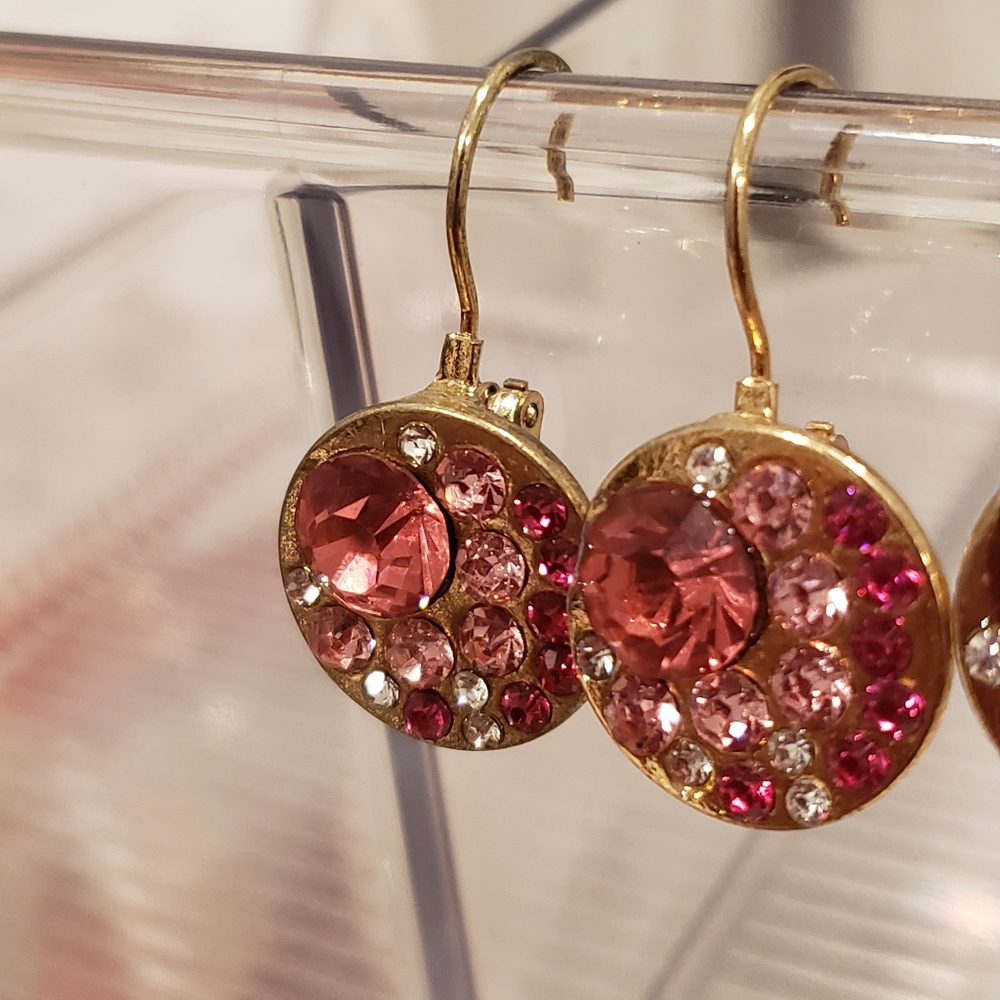 Bright earring - Picture 3 of 4